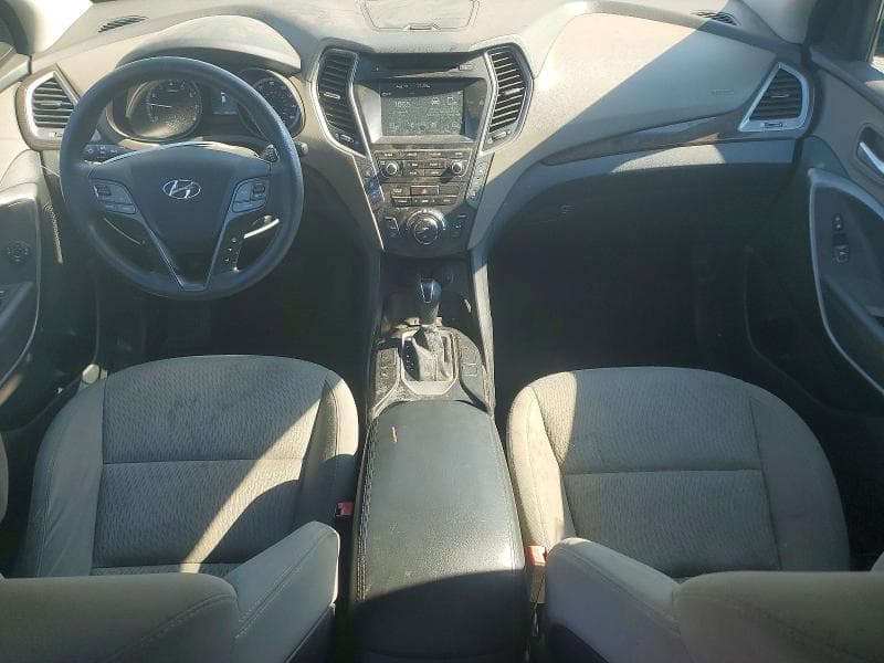 2017 HYUNDAI SANTA FE SE 8