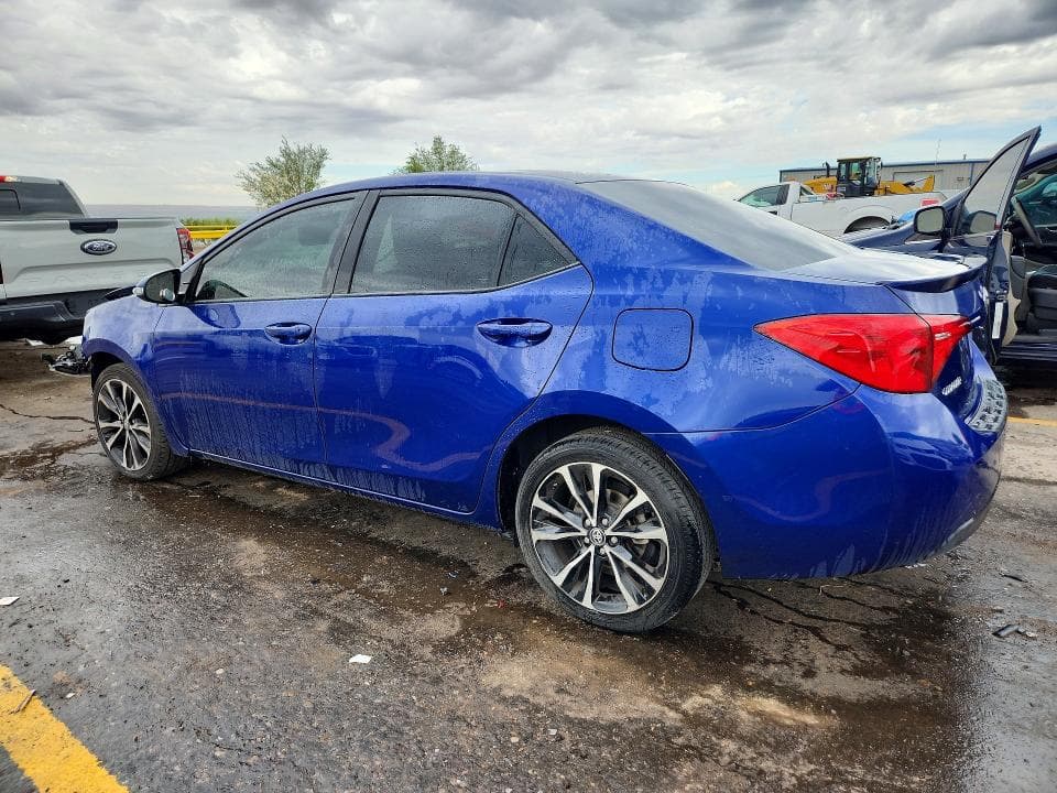 2018 TOYOTA COROLLA SE 2
