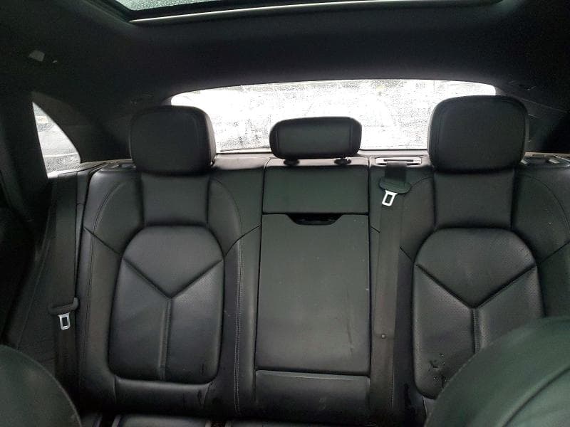 2017 PORSCHE MACAN 10