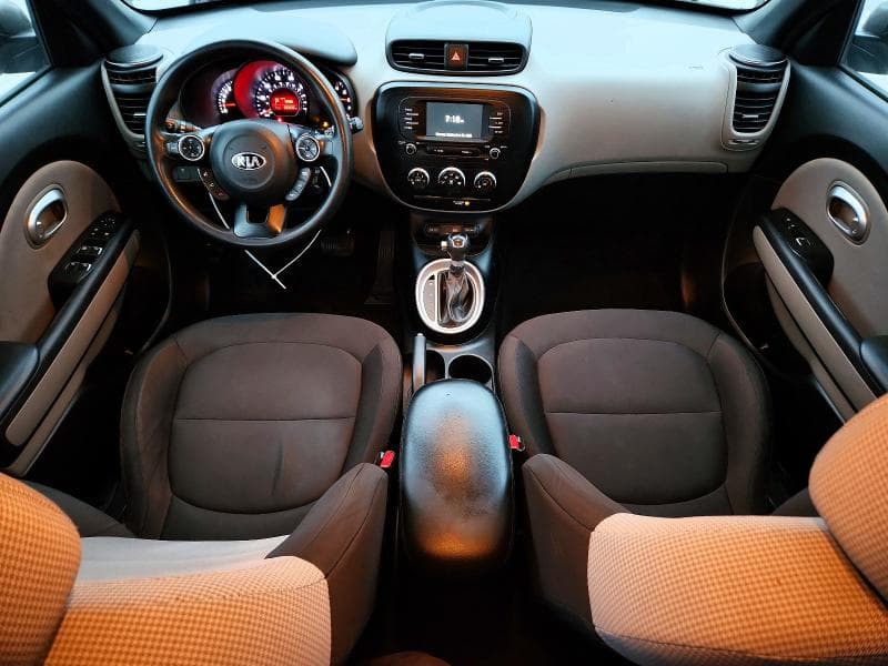 2017 KIA SOUL BASE 8