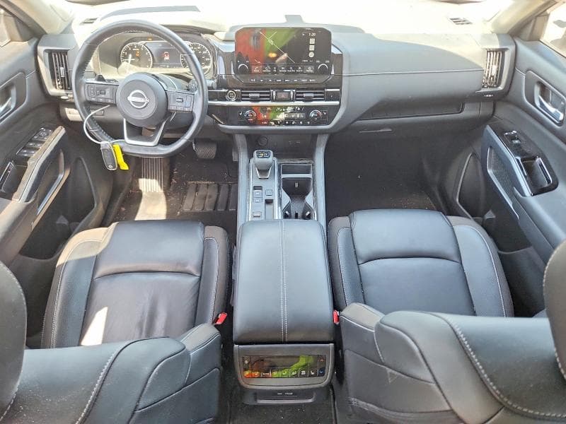 2023 NISSAN PATHFINDER SL 8