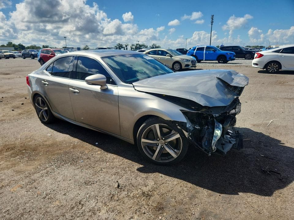 2017 LEXUS IS 200T 4