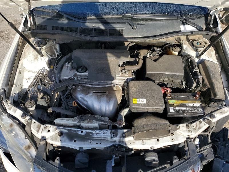 2017 TOYOTA CAMRY SE 11
