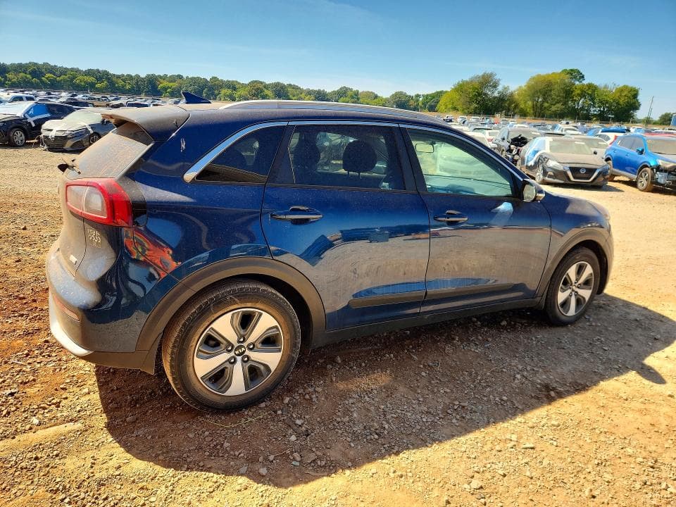 2017 KIA NIRO EX 3