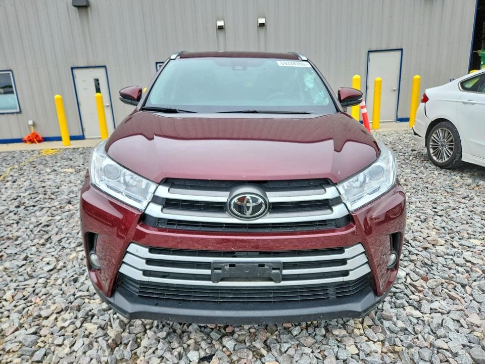 2017 TOYOTA HIGHLANDER XLE 5