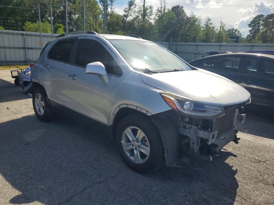 2017 CHEVROLET TRAX 1LT 4