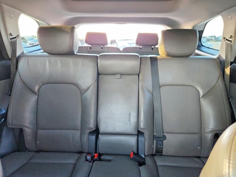 2017 HYUNDAI SANTA FE SE ULTIMATE 10