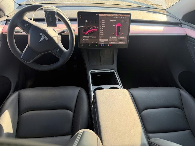 2023 TESLA MODEL Y 8