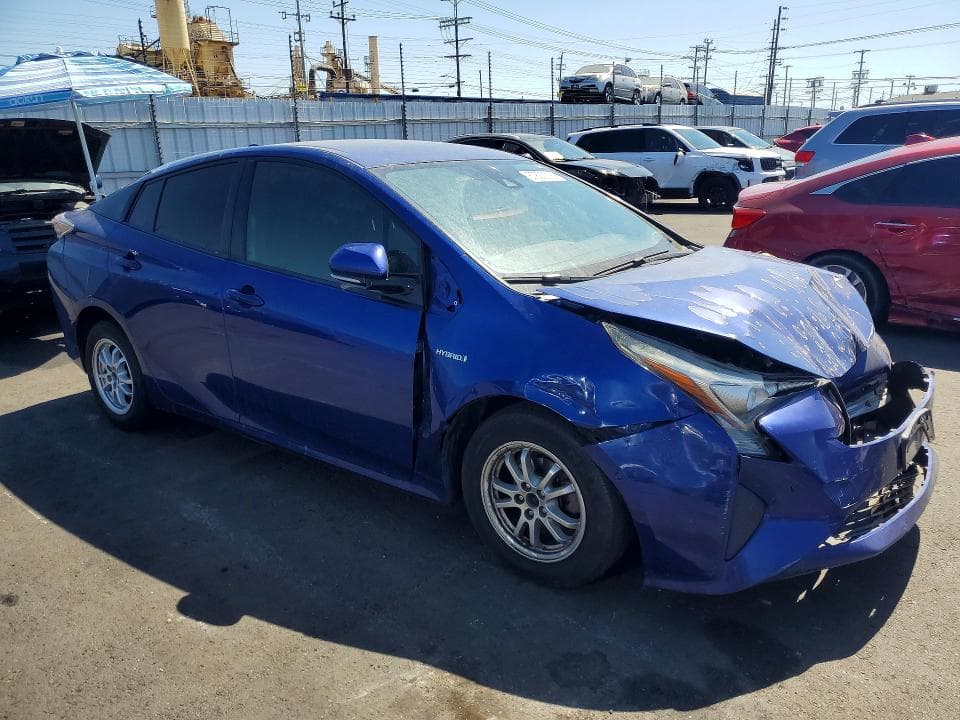 2017 TOYOTA PRIUS TWO 4