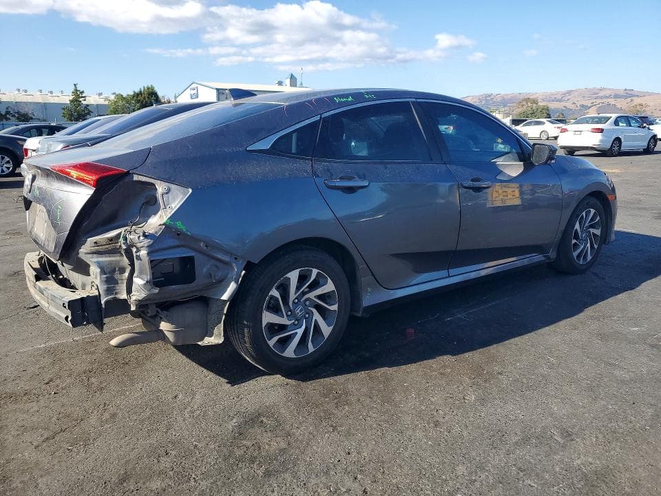 2017 HONDA CIVIC EX 3