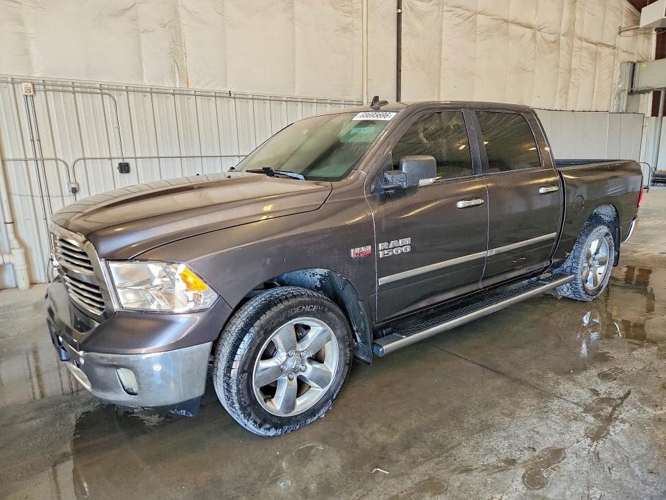 2018 RAM 1500 SLT - 1