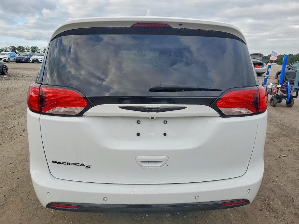 2018 CHRYSLER PACIFICA TOURING L 6