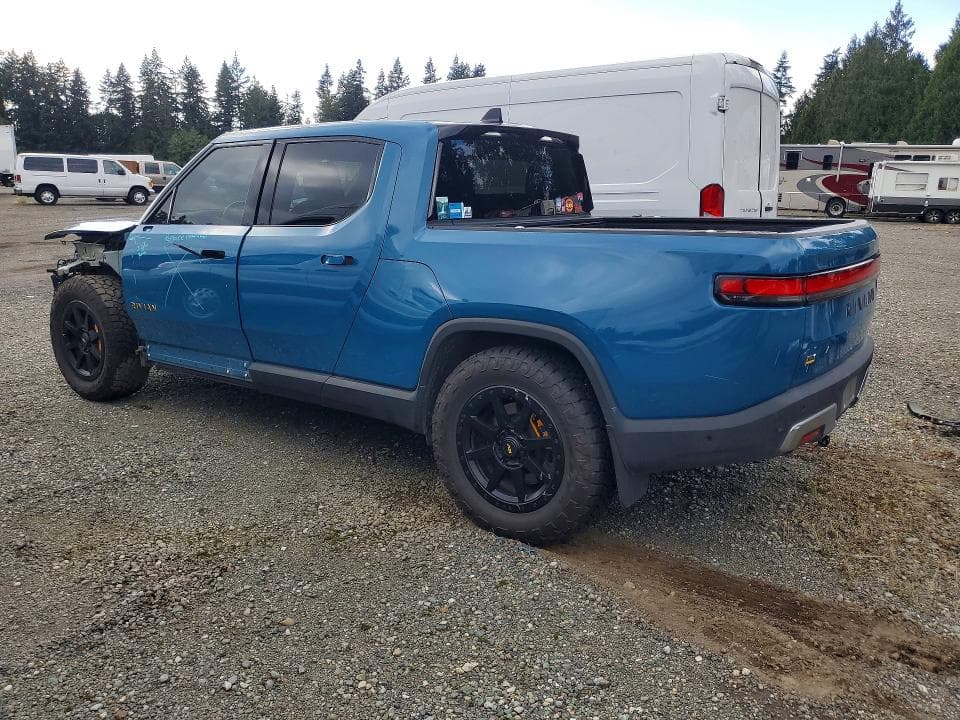2023 RIVIAN R1T ADVENTURE 2
