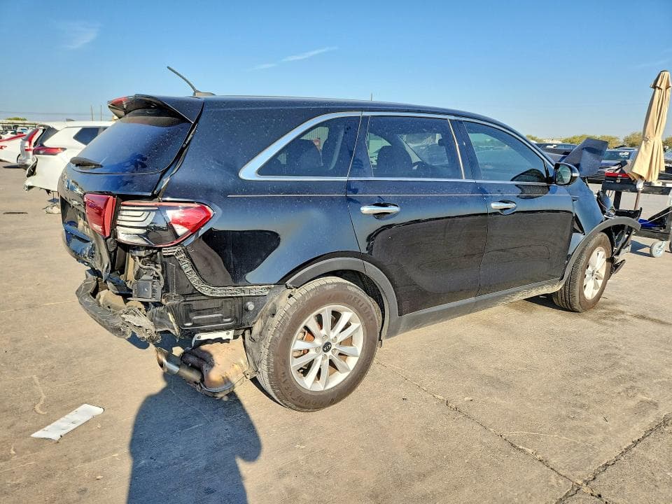 2020 KIA SORENTO LX 3