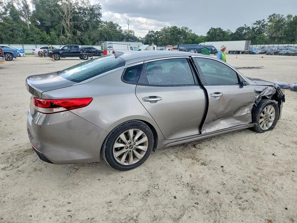 2018 KIA OPTIMA LX 3