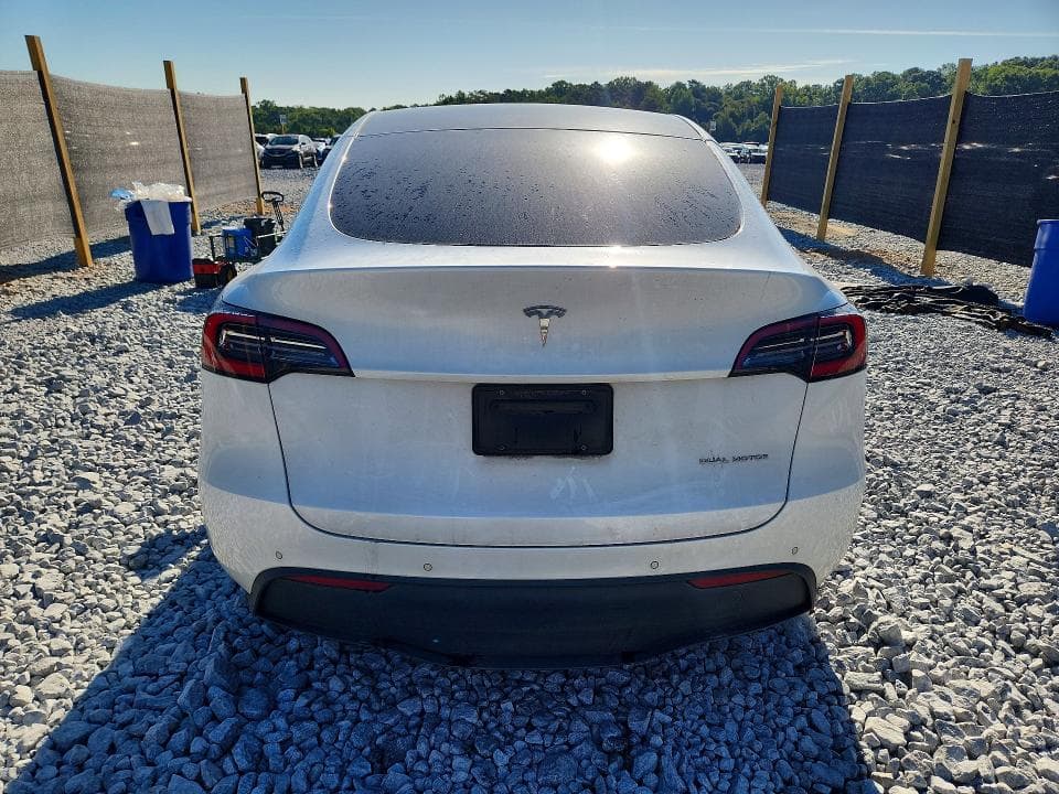 2021 TESLA MODEL Y 6