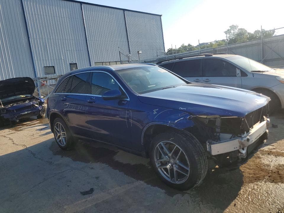 2017 MERCEDES-BENZ GLC 300 4MATIC 4