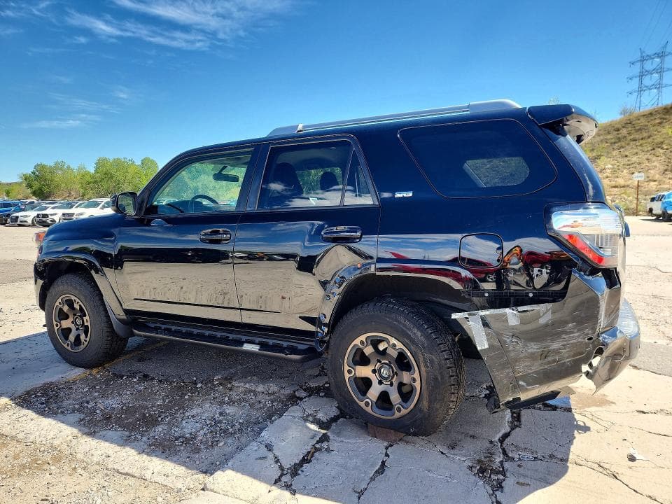 2018 TOYOTA 4RUNNER SR5 2