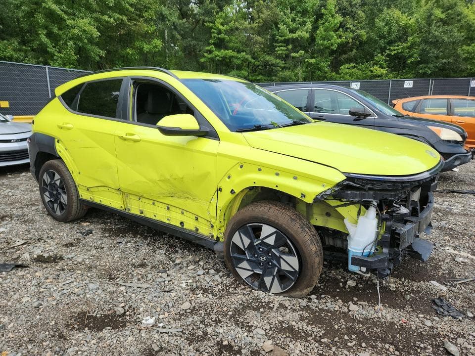 2024 HYUNDAI KONA SEL 4