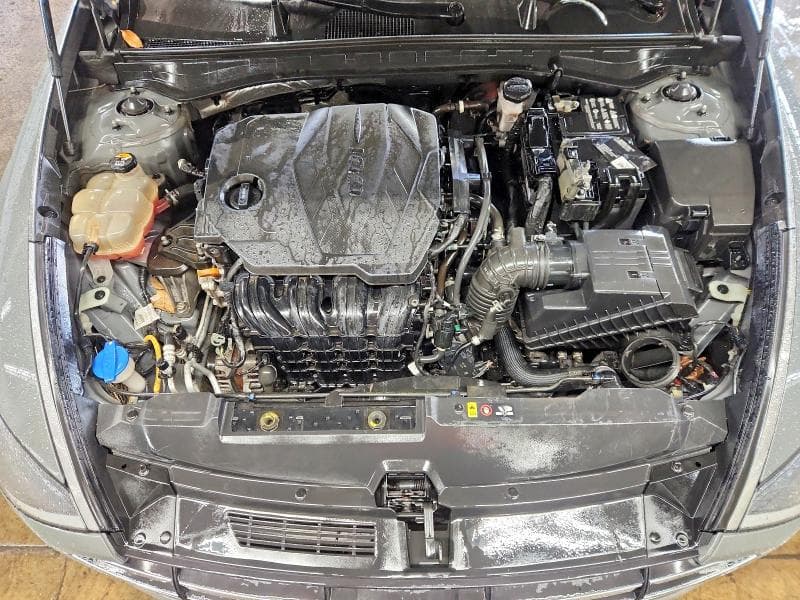 2021 HYUNDAI SONATA SE 11