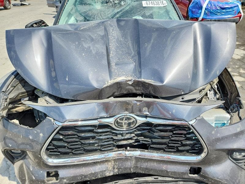2022 TOYOTA HIGHLANDER PLATINUM 12