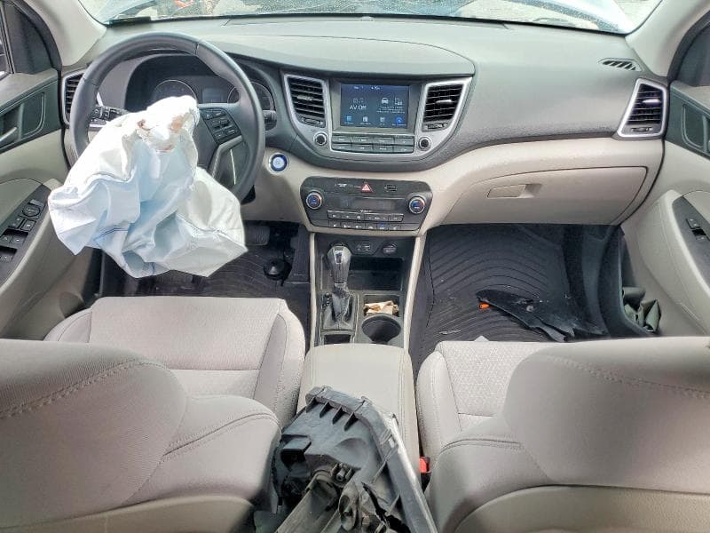2018 HYUNDAI TUCSON VALUE 8