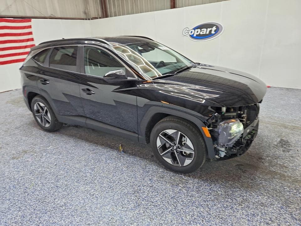2026 HYUNDAI TUCSON SEL 4