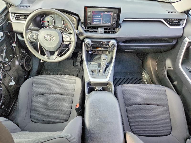 2019 TOYOTA RAV4 LE 8