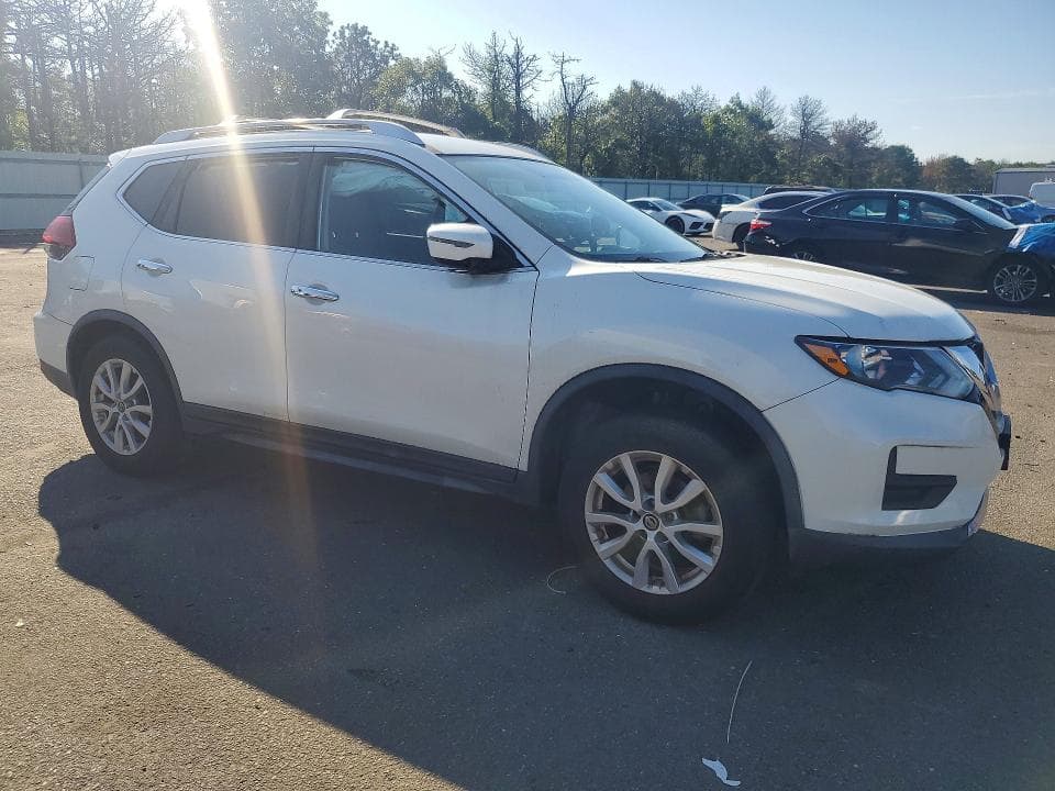 2018 NISSAN ROGUE SV 4