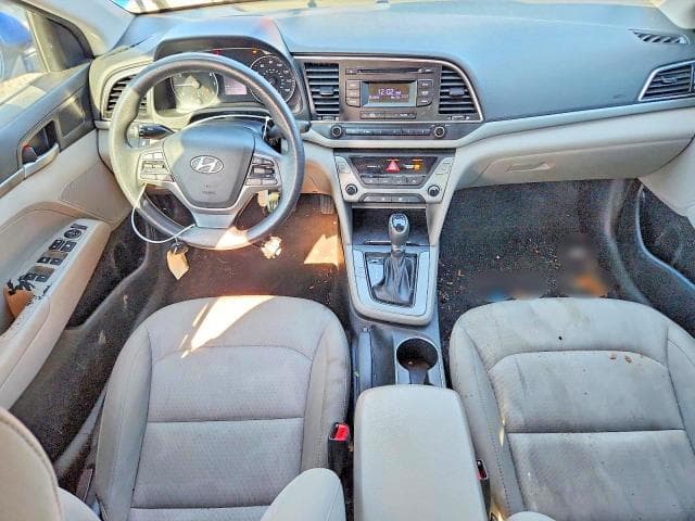 2018 HYUNDAI ELANTRA SE 8