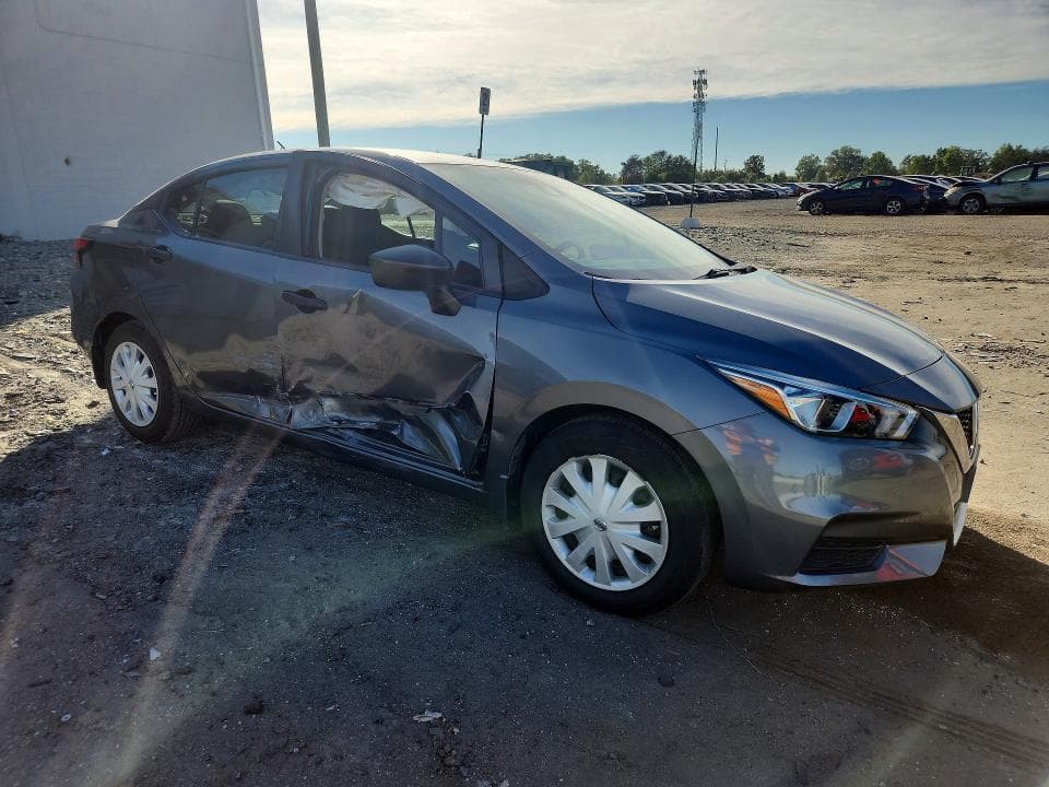 2020 NISSAN VERSA S 4