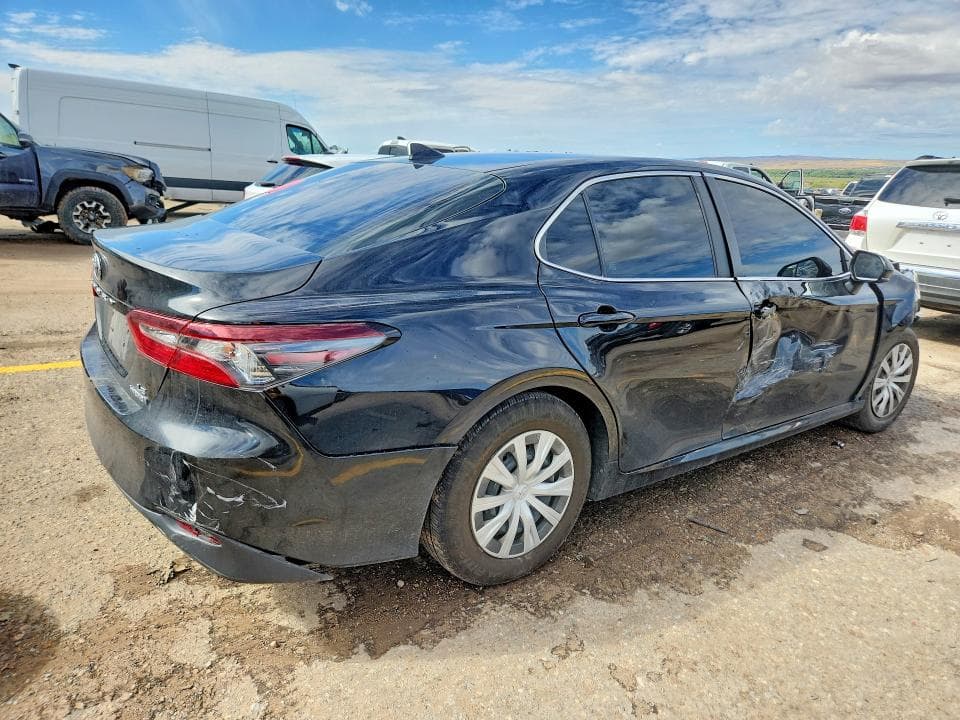 2024 TOYOTA CAMRY LE 3