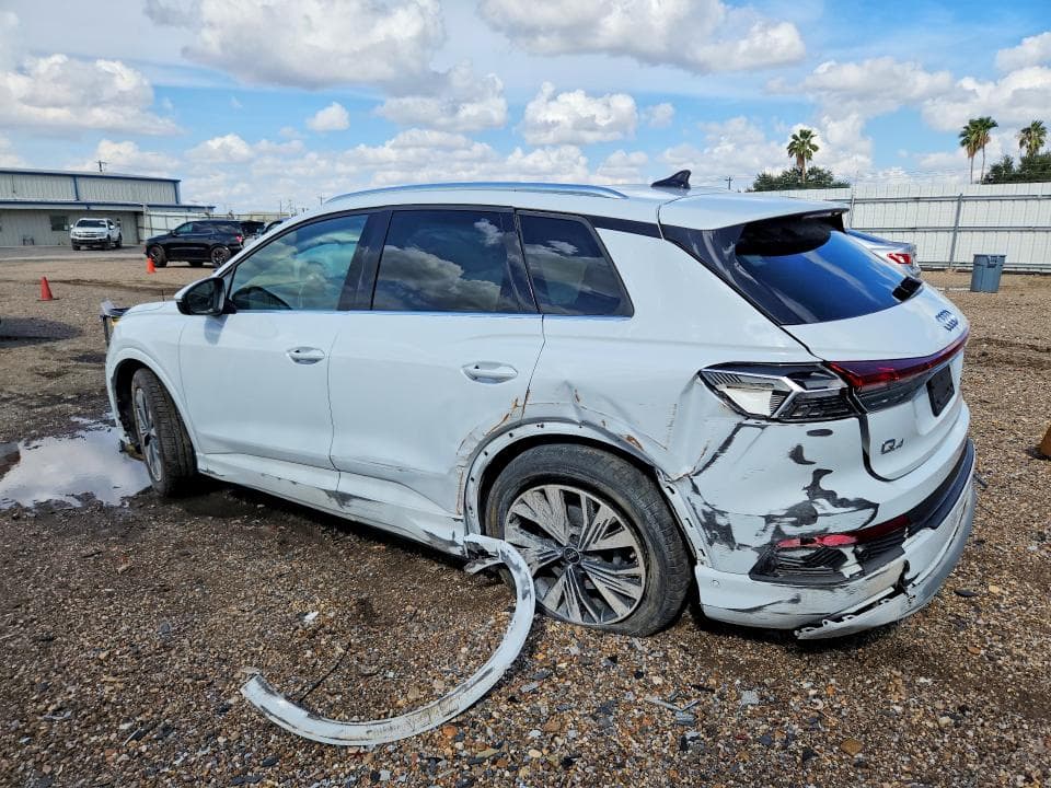 2023 AUDI Q4 E-TRON PREMIUM PLUS 2