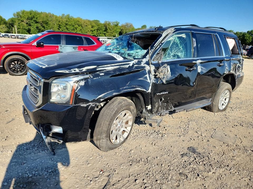 2017 GMC YUKON SLT - 1