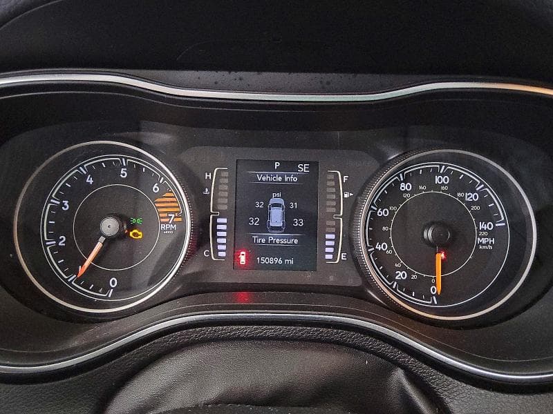 2019 JEEP CHEROKEE LATITUDE 9
