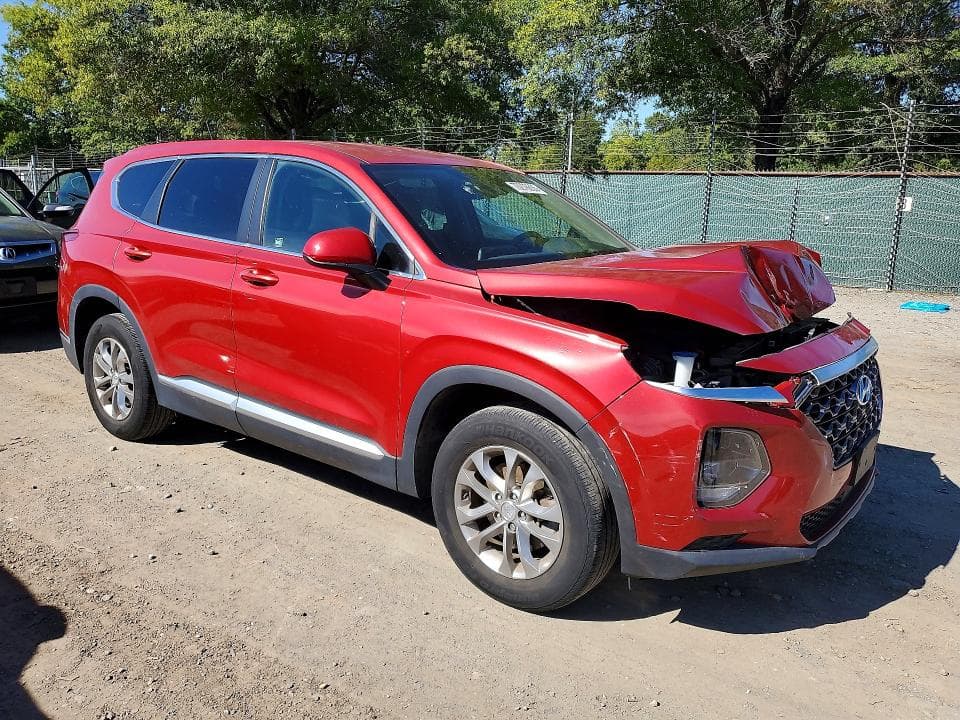 2019 HYUNDAI SANTA FE SE 4