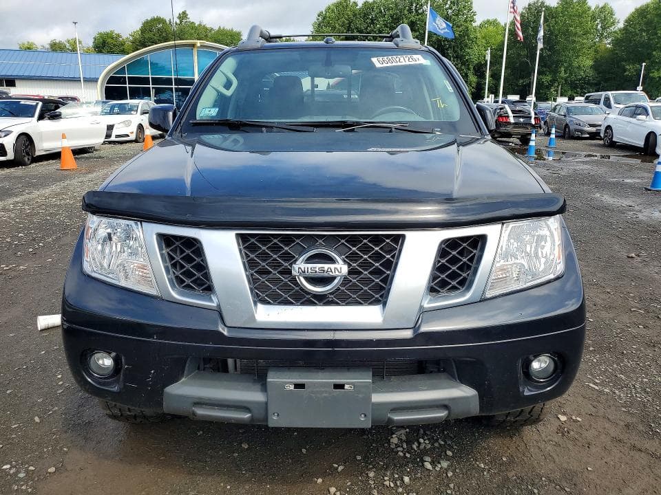2021 NISSAN FRONTIER PRO-4X 5