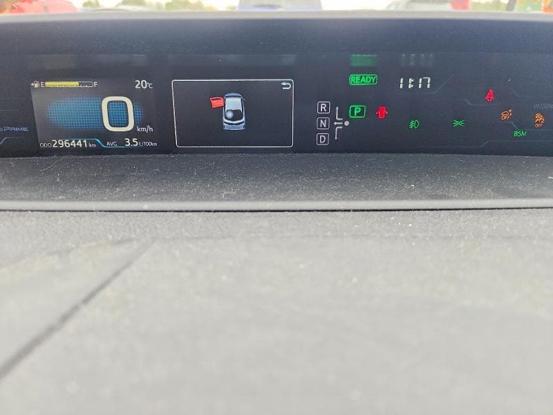 2018 TOYOTA PRIUS PRIME PLUS 9