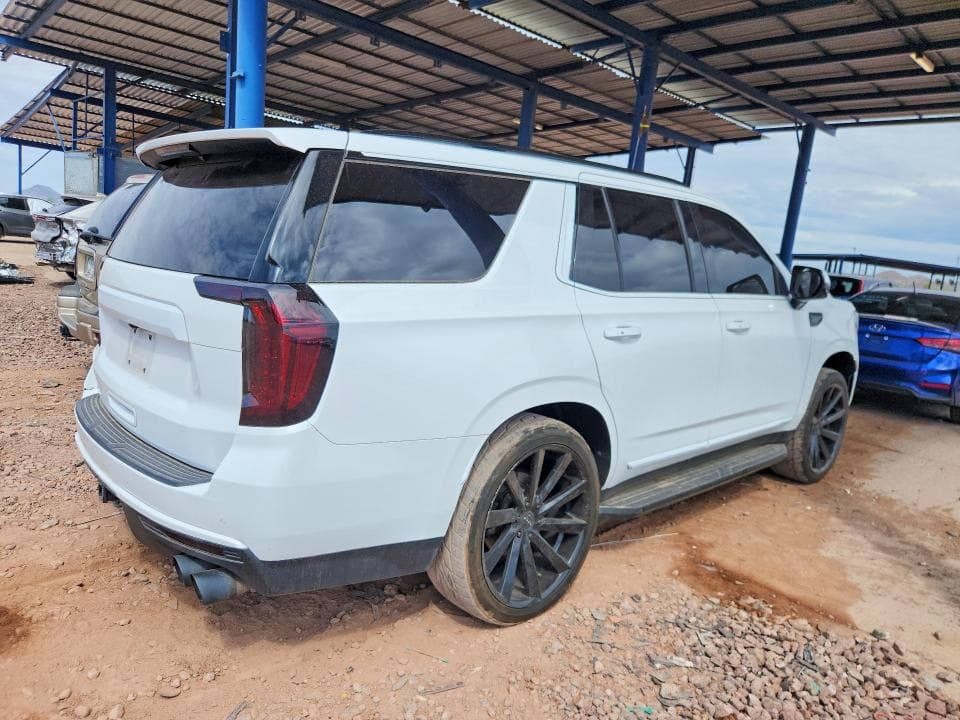 2021 GMC YUKON SLT 3