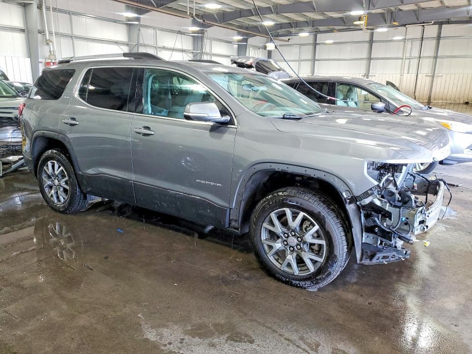 2022 GMC ACADIA SLE 4