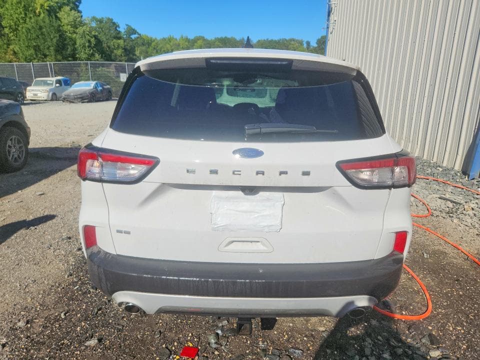 2021 FORD ESCAPE SE 6