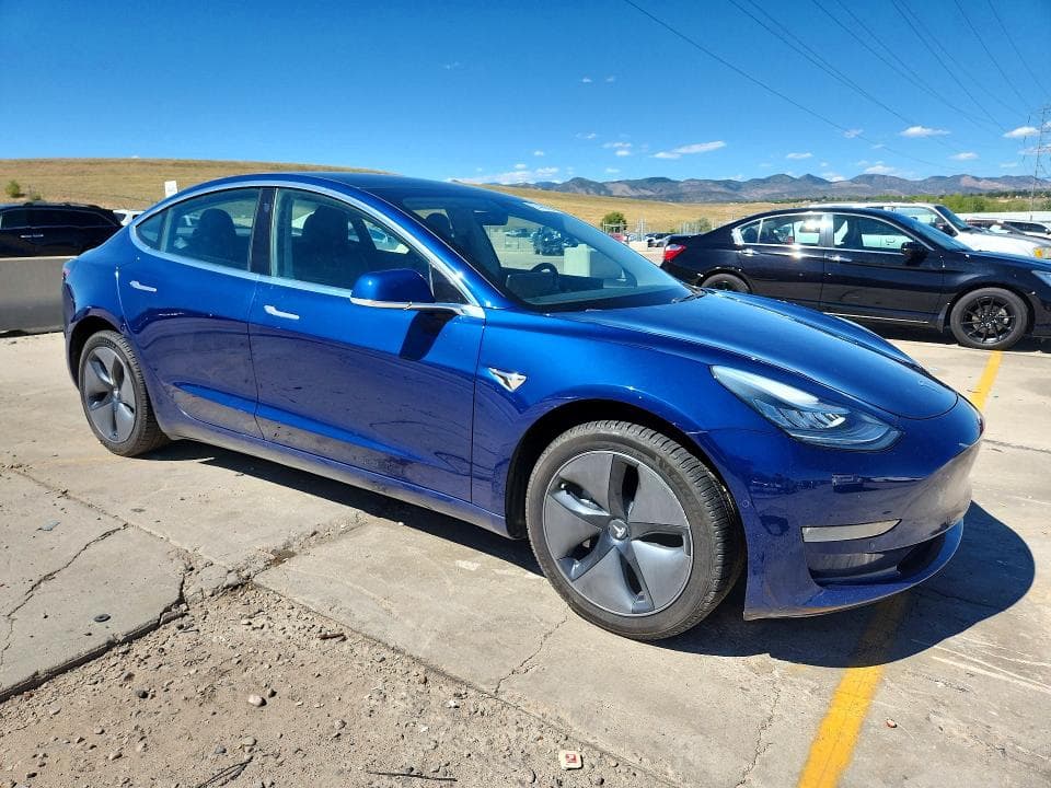 2019 TESLA MODEL 3 4