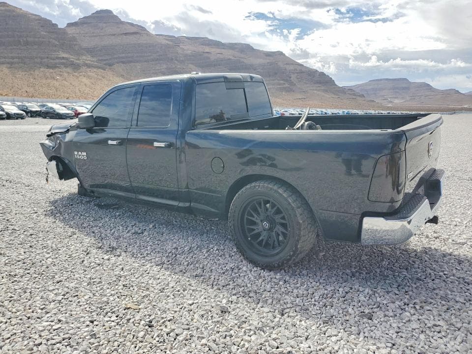 2018 RAM 1500 SLT 2