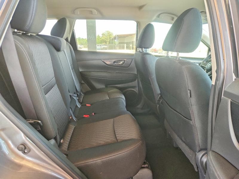 2018 NISSAN ROGUE SV 11