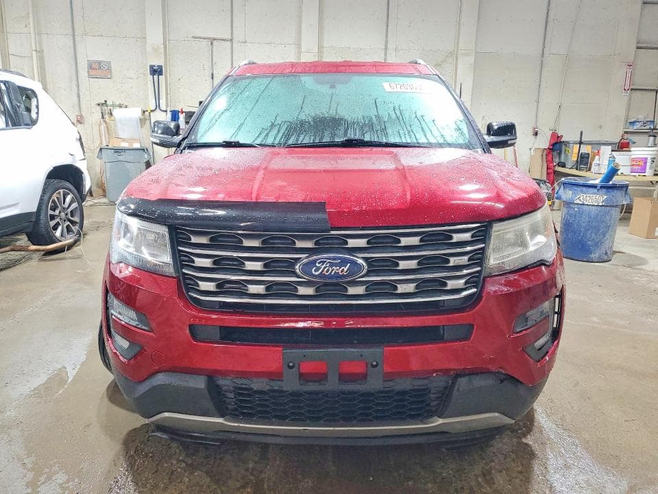 2017 FORD EXPLORER XLT 5