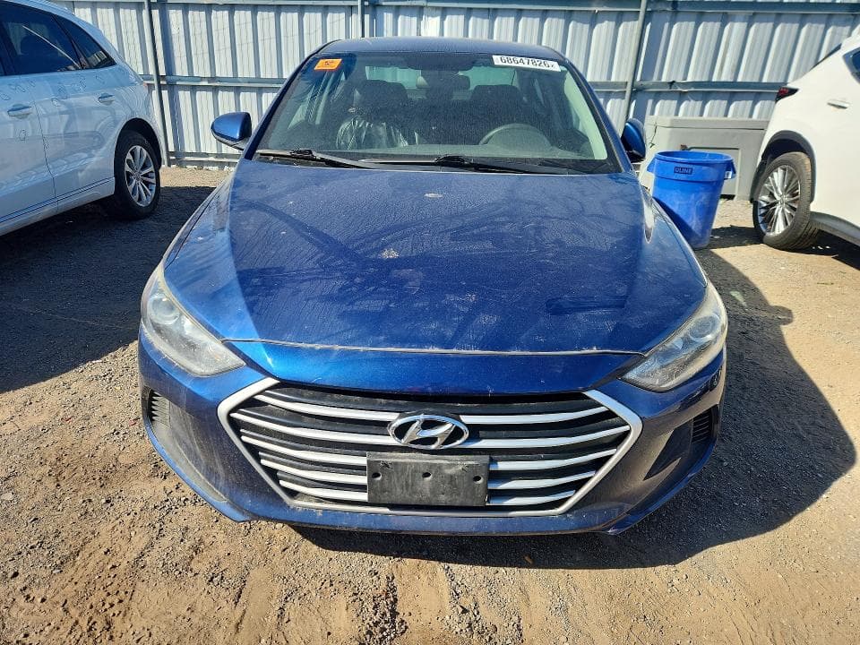 2017 HYUNDAI ELANTRA SE 5