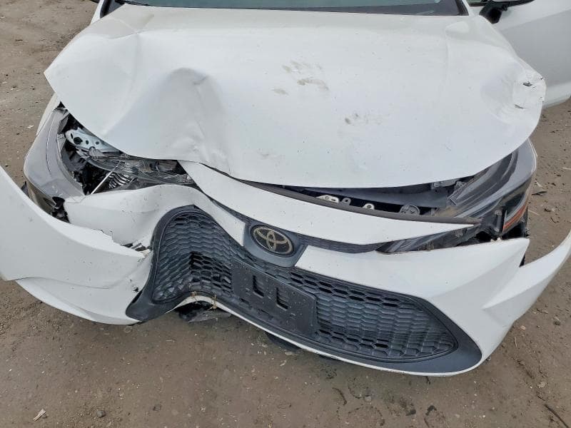 2021 TOYOTA COROLLA LE 11
