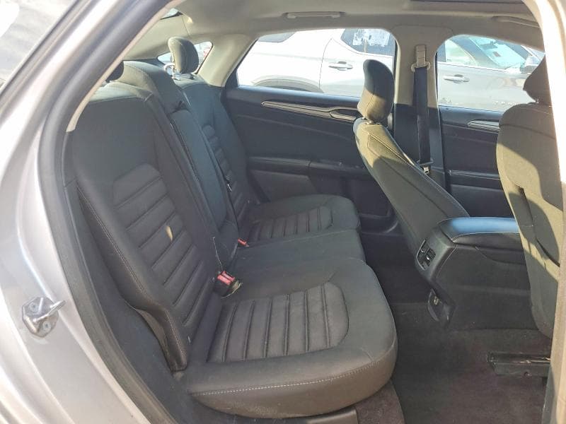 2019 FORD FUSION SE 10