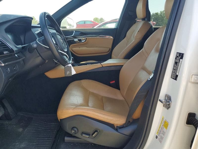 2017 VOLVO XC90 T6 7