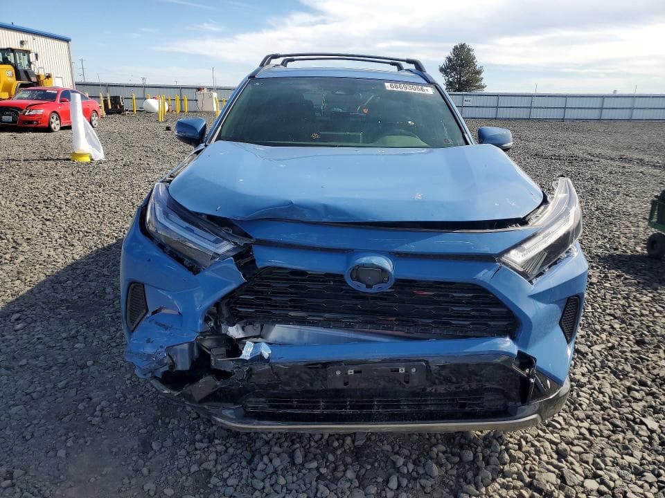 2024 TOYOTA RAV4 SE 5